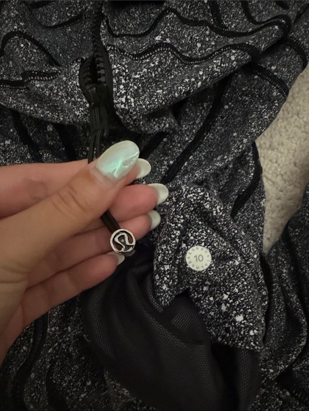 Lululemon Define Jacket - Picture 2 of 5